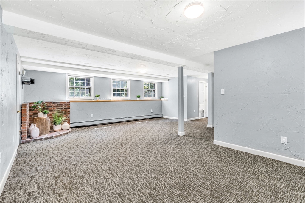 39 Union Street Norfolk, MA 02056 - Photo 28 of 42