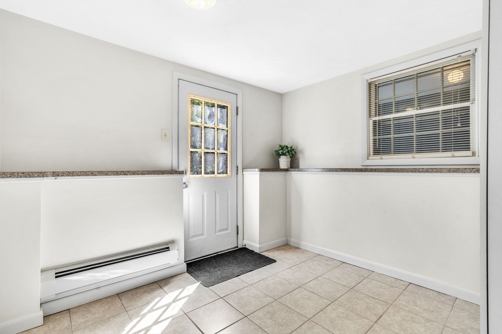 39 Union Street Norfolk, MA 02056 - Photo 34 of 42