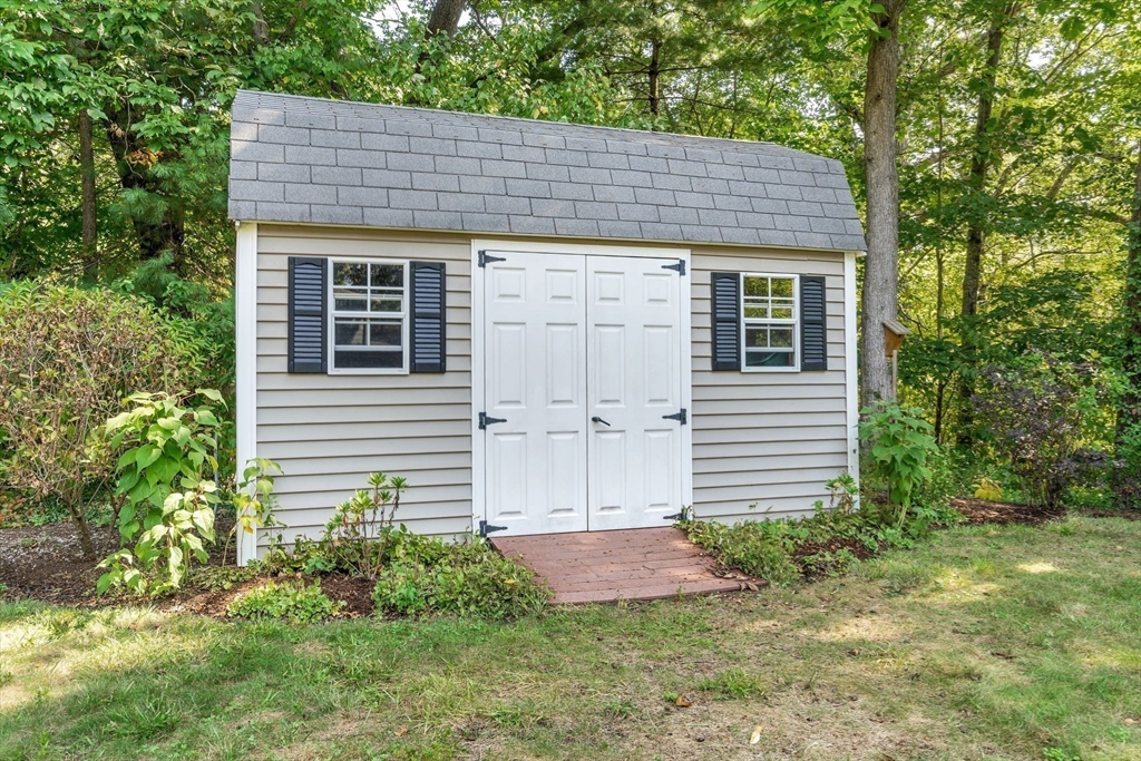 39 Union Street Norfolk, MA 02056 - Photo 37 of 42