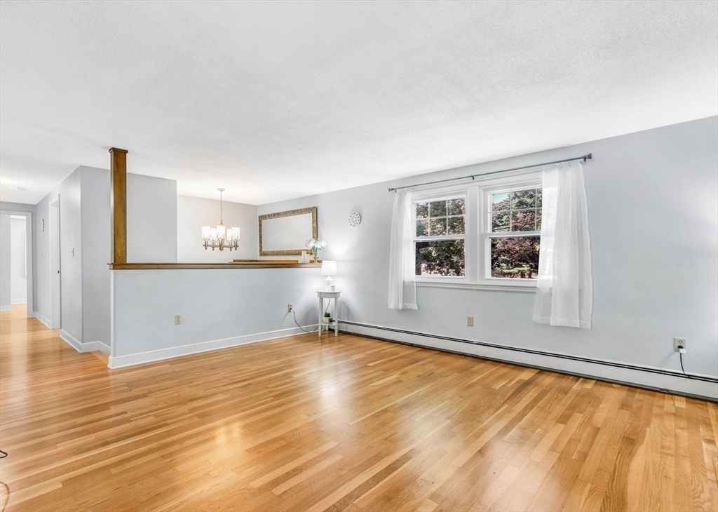 39 Union Street Norfolk, MA 02056 - Photo 6 of 42