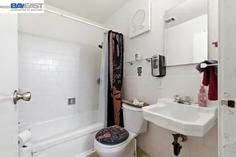 $569,000 | 3836-3838 Dubac Way, Sacramento, CA 95864