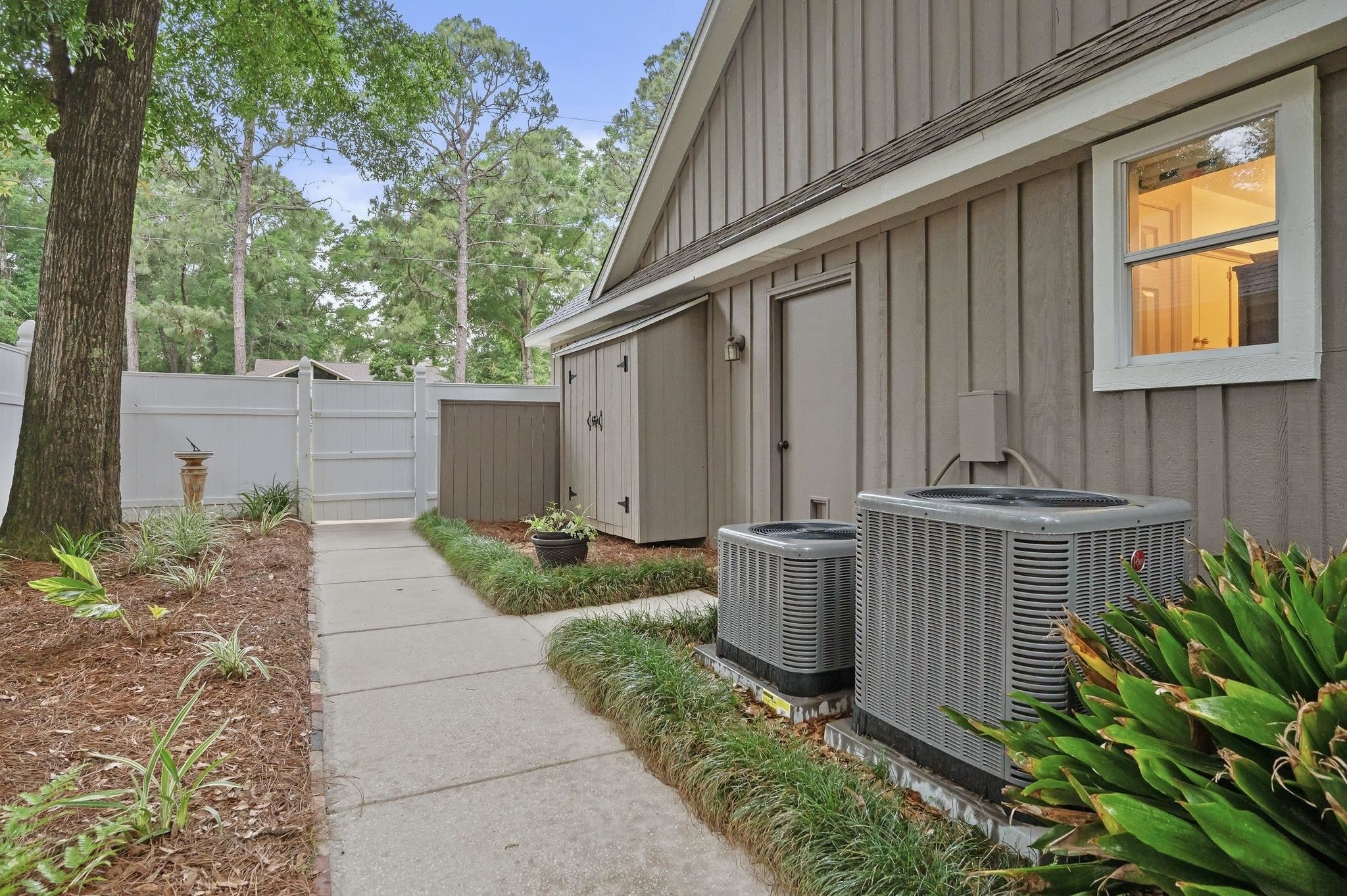 510 Ridgewood Drive Daphne, AL 36526 - Photo 44 of 51 Yard