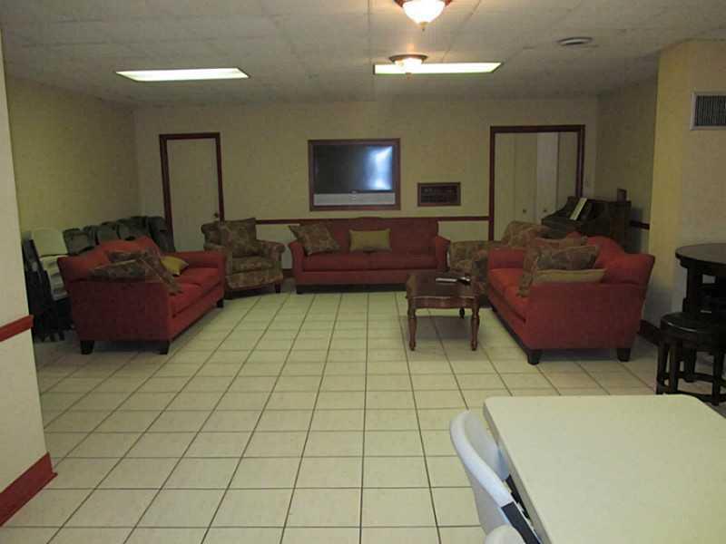 5 Bayard Road, Unit 621 Shadyside, PA 15213 - Photo 15 of 18 Other. Party Room With TV