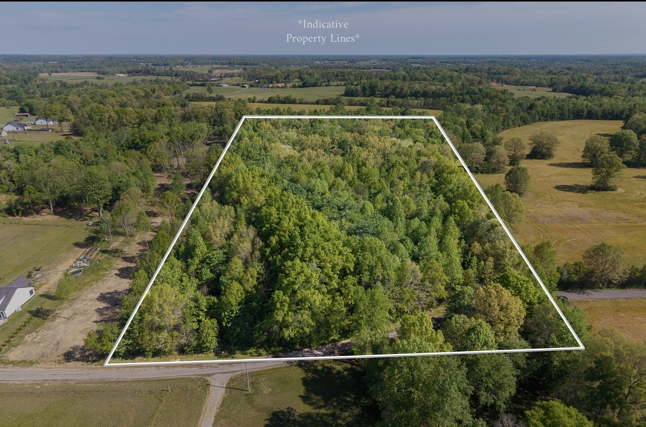 0 Gath Lucky Road McMinnville, TN 37110 - Photo 2 of 13 a view of a yard