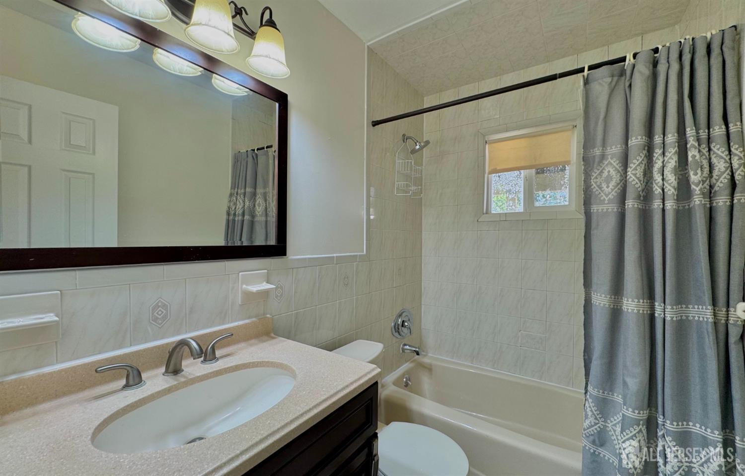 19 Library Place Edison, NJ 08820 - Photo 19 of 25