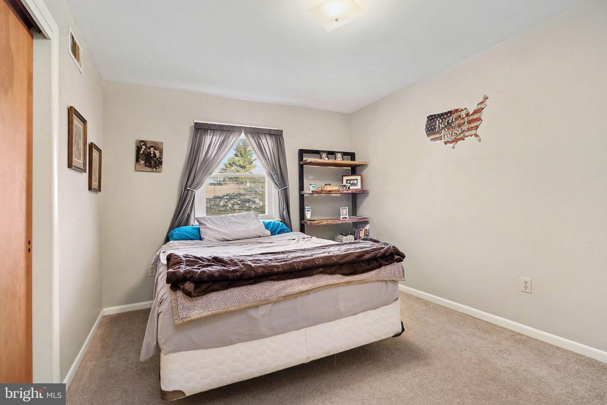 21 Dawn Avenue Akron, PA 17501 - Photo 14 of 37