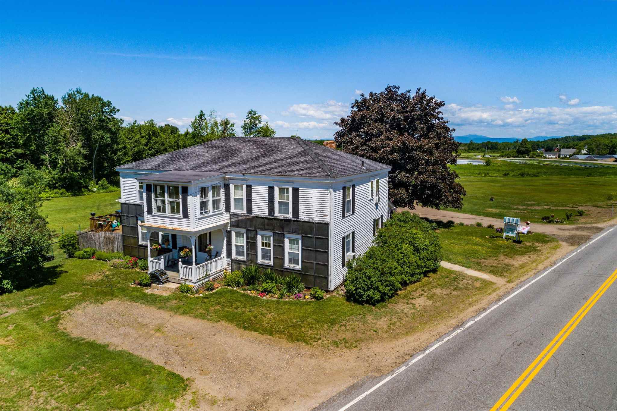 226 Intervale Road Gilford, NH 03249 - Photo 4 of 39