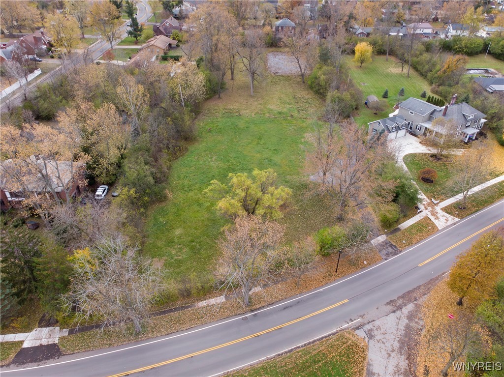 317 Lebrun Road Amherst, NY 14226 - Photo 2 of 27