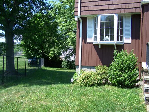 29 Charlotte Road Swampscott, MA 01907 - Photo 3 of 20 Gallery Image 3