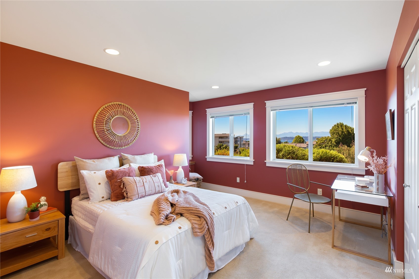 731 Bell Street Edmonds, WA 98020 - Photo 22 of 40 a bed room with a bed and a chair