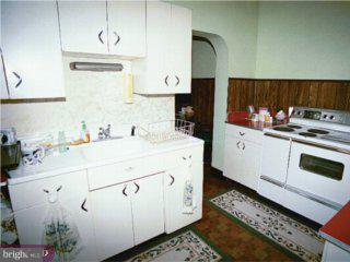 942 North 11th Street Reading, PA 19604 - Photo 3 of 6