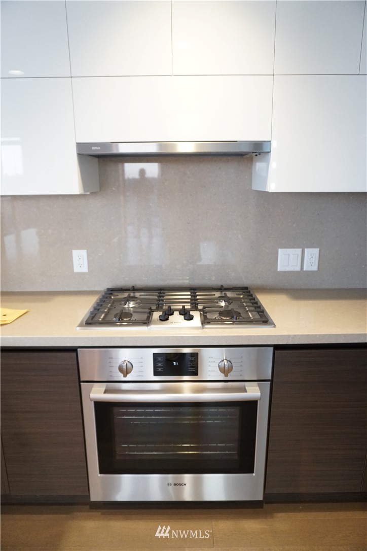 583 Battery Street, Unit 3003N Seattle, WA 98121 - Photo 9 of 21