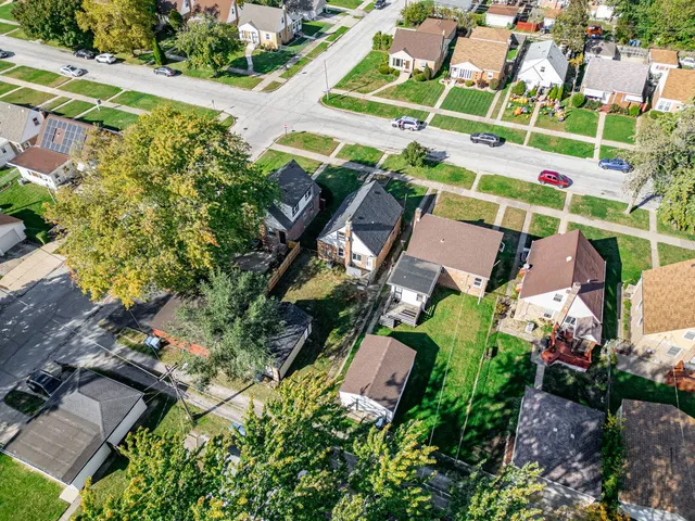 $209,000 | 43 163rd Street, Calumet City, IL 60409