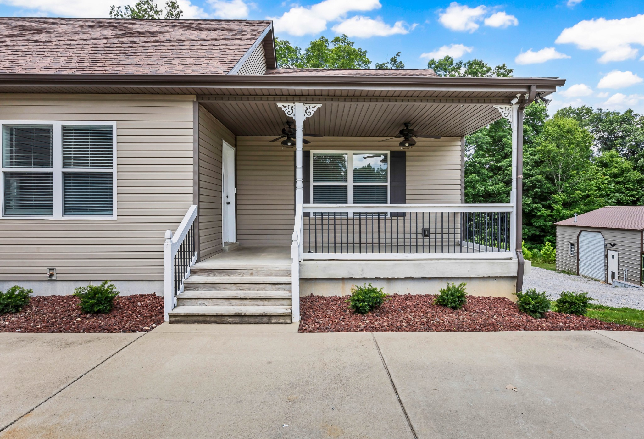 4510 Akin Road Cunningham, TN 37052 - Photo 3 of 55