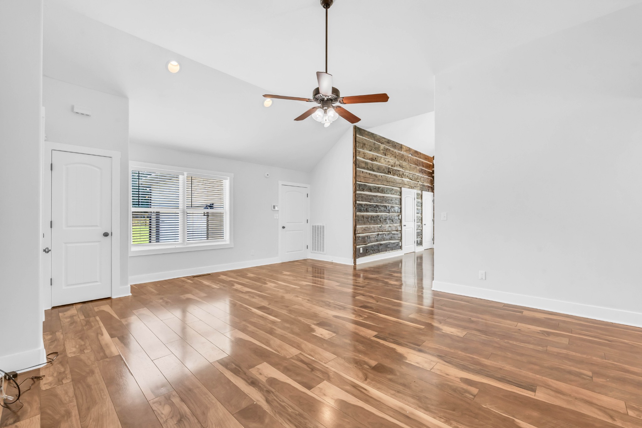 4510 Akin Road Cunningham, TN 37052 - Photo 8 of 55