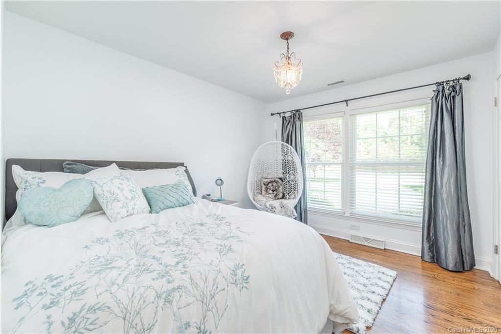 5611 Londonderry Road Charlotte, NC 28210 - Photo 13 of 26 Gallery Image 13
