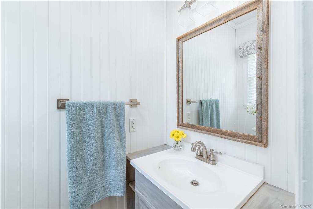 5611 Londonderry Road Charlotte, NC 28210 - Photo 17 of 26 Gallery Image 17