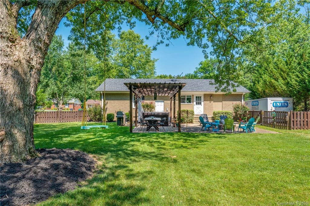 5611 Londonderry Road Charlotte, NC 28210 - Photo 20 of 26 Gallery Image 20