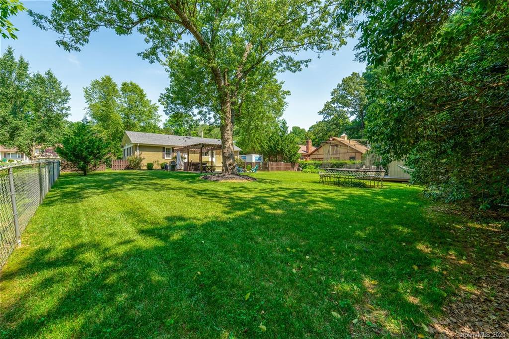 5611 Londonderry Road Charlotte, NC 28210 - Photo 24 of 26 Gallery Image 24