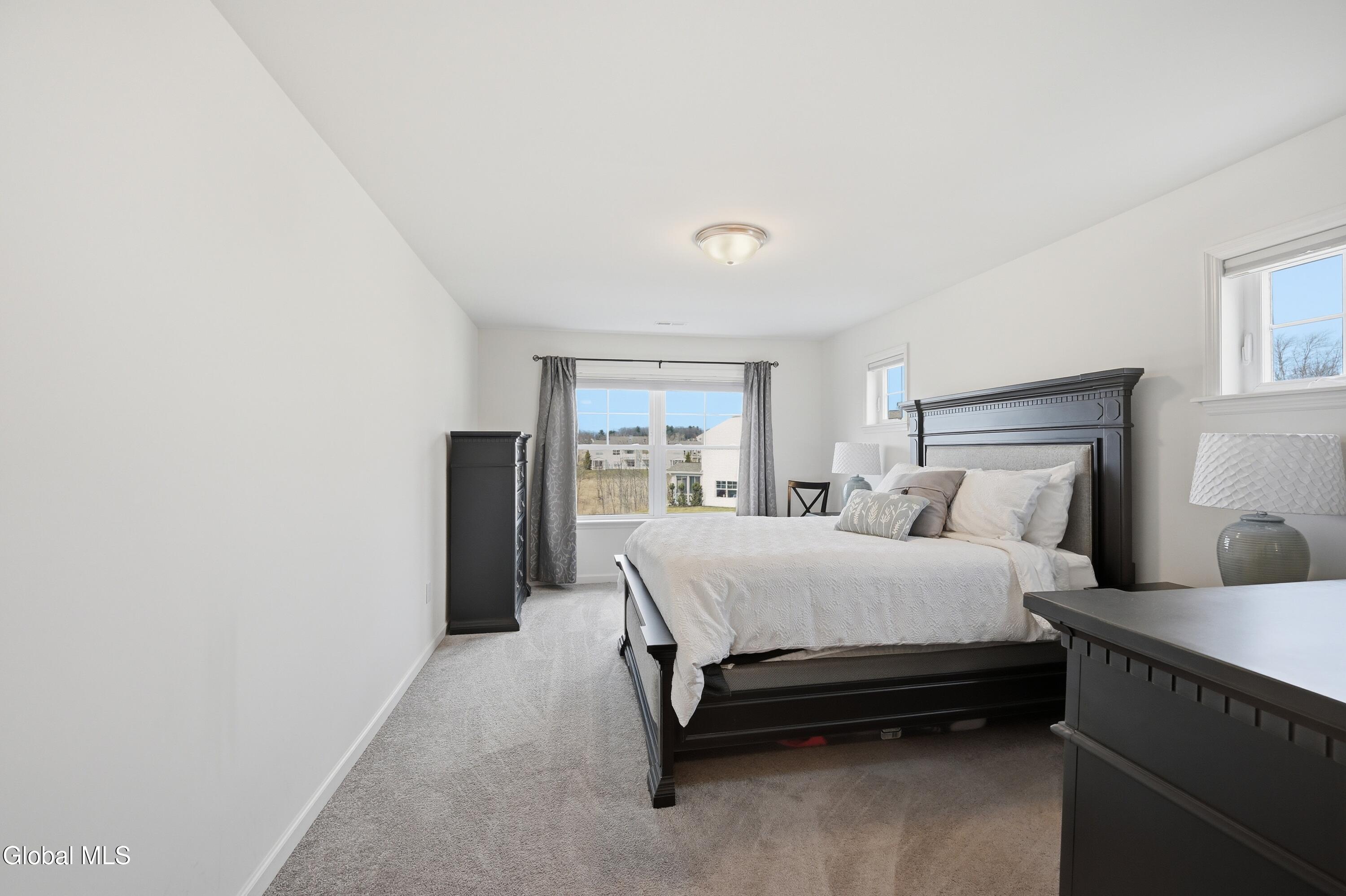 39 Jared Court Colonie, NY 12047 - Photo 21 of 33 7