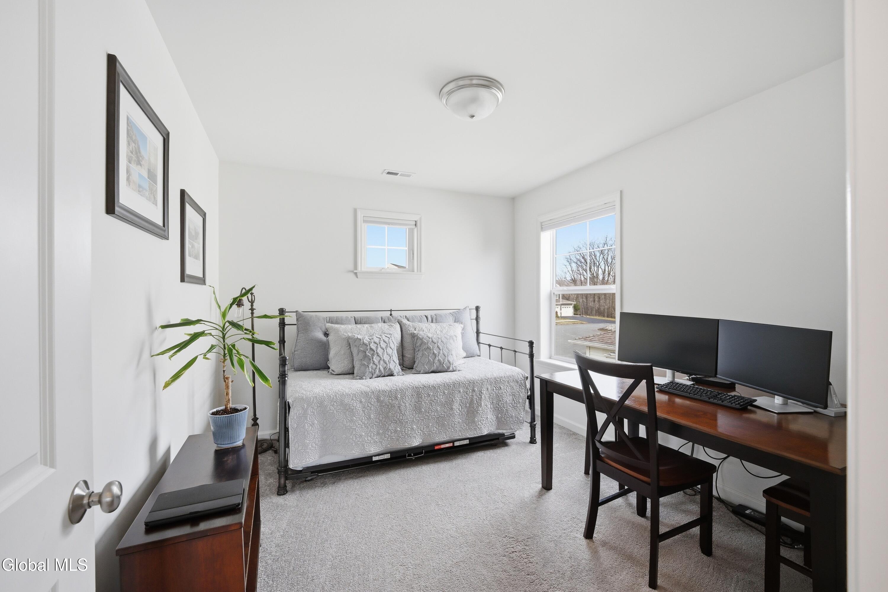 39 Jared Court Colonie, NY 12047 - Photo 24 of 33 24