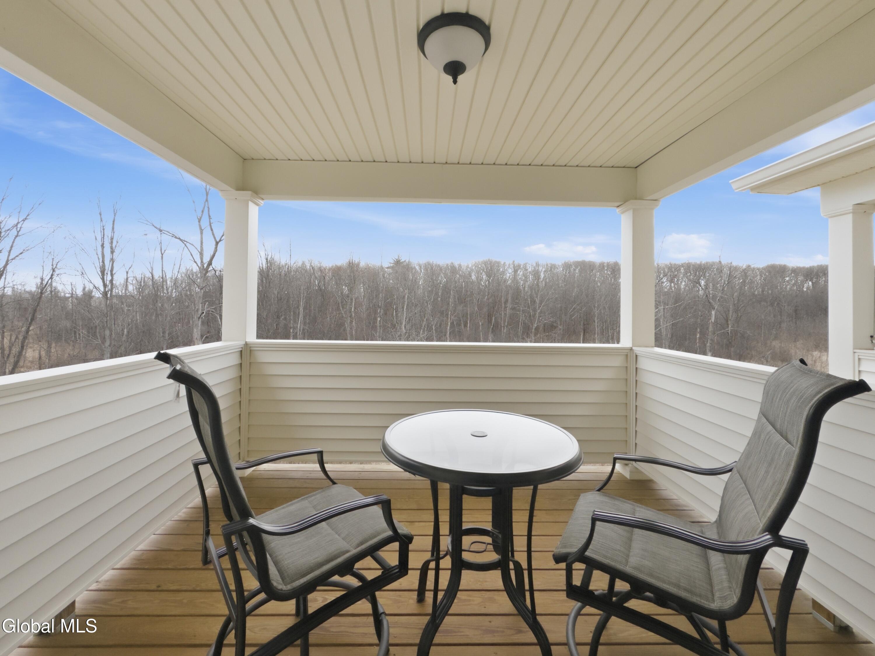 39 Jared Court Colonie, NY 12047 - Photo 28 of 33 27