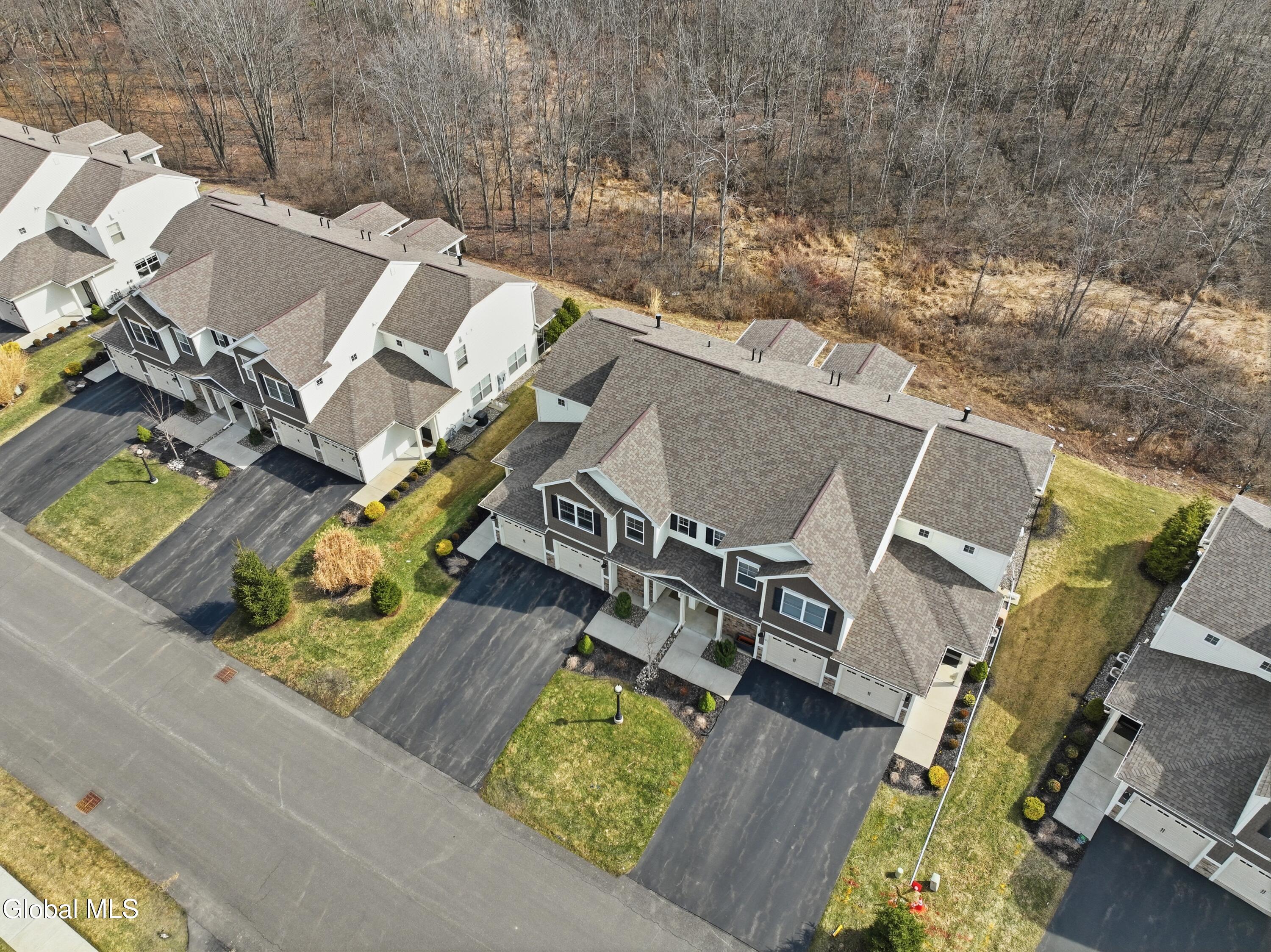 39 Jared Court Colonie, NY 12047 - Photo 30 of 33 DJI_0941