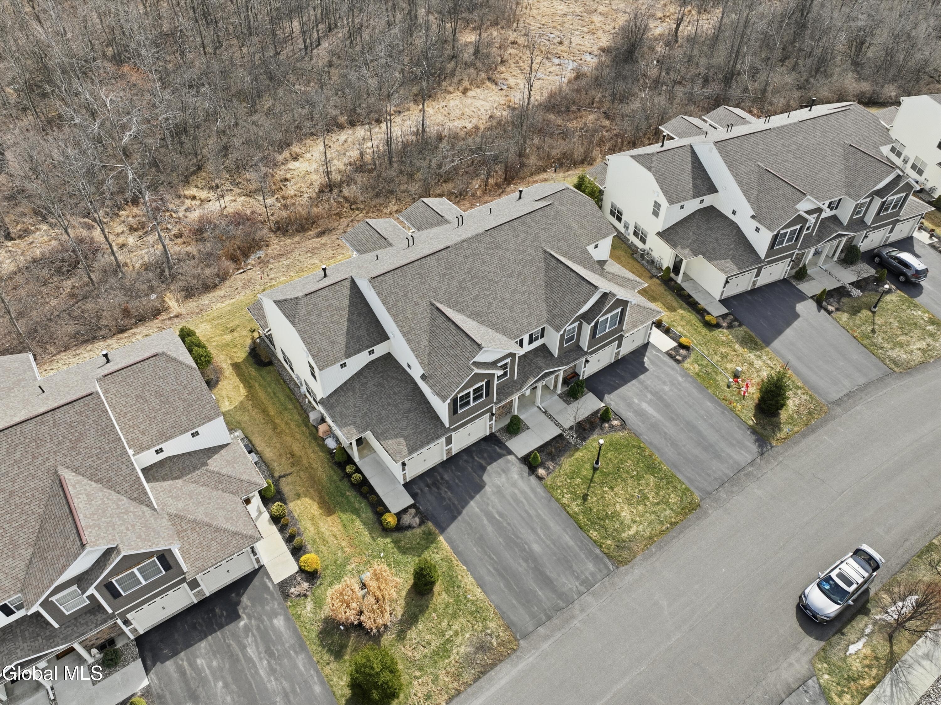 39 Jared Court Colonie, NY 12047 - Photo 31 of 33 DJI_0946