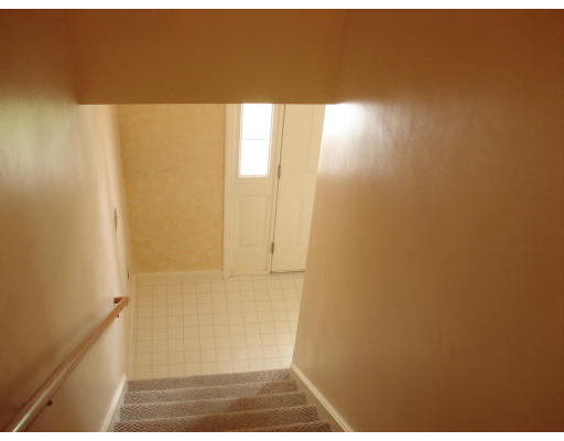 92 Fourth Street Worcester, MA 01602 - Photo 6 of 10 Gallery Image 6