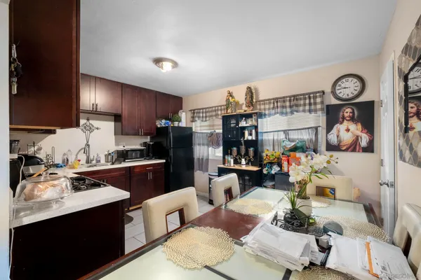 $1,100,000 | 931 13th Street, Imperial Beach, CA 91932
