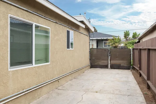 $1,100,000 | 931 13th Street, Imperial Beach, CA 91932