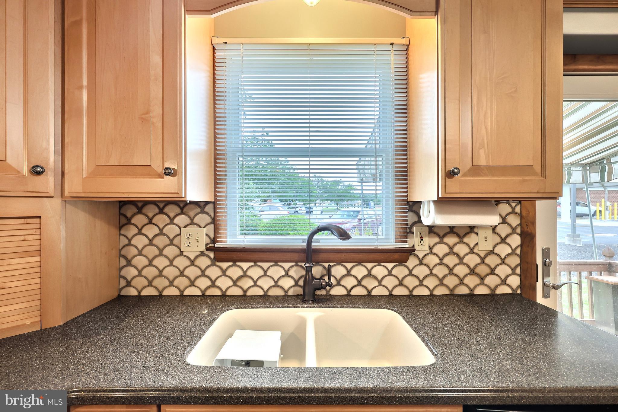 210 Kennedy Court Hanover, PA 17331 - Photo 29 of 38 Corian countertops