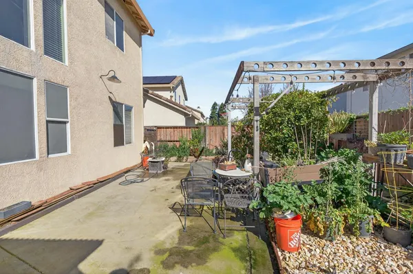 $699,000 | 2033 Bastona Drive, Elk Grove, CA 95758