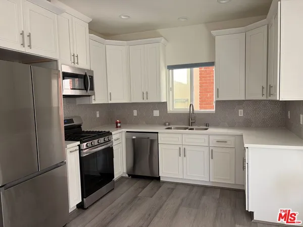 $3,000 | 9556 Lambert Circle, Garden Grove, CA 92841