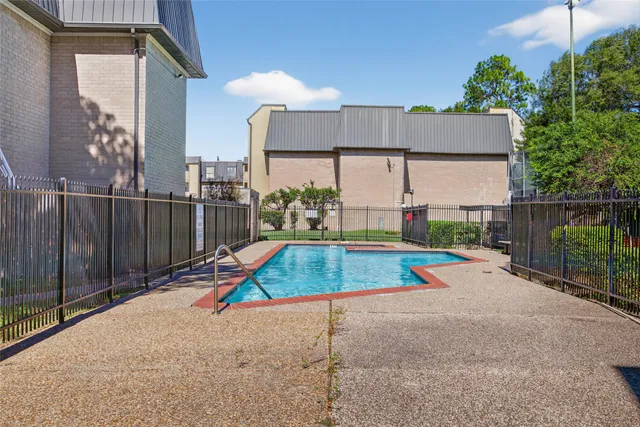 $1,600 | 8527 Hearth Drive, Unit 32, Houston, TX 77054