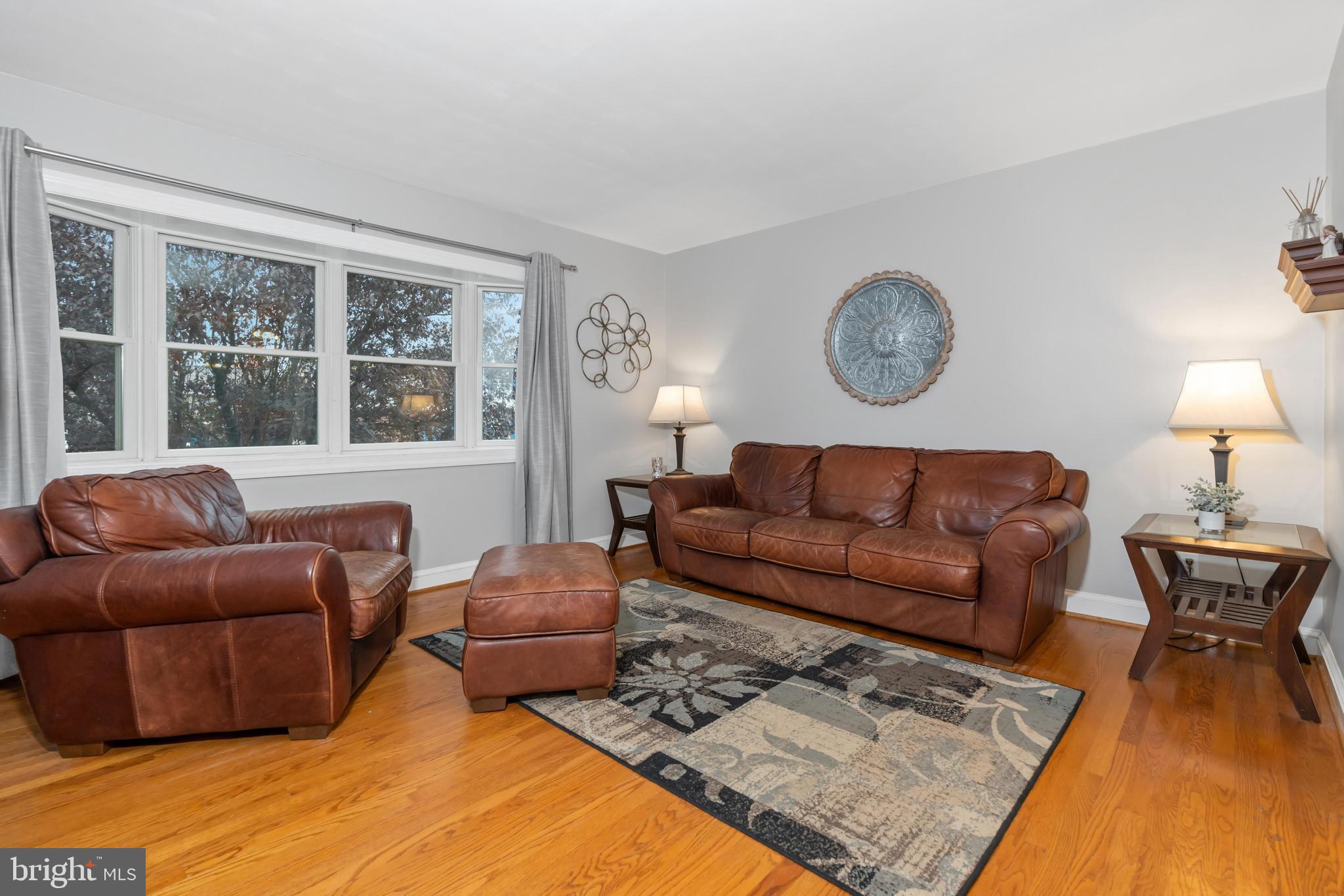 2118 Barr Road Wilmington, DE 19808 - Photo 13 of 43 Living Room