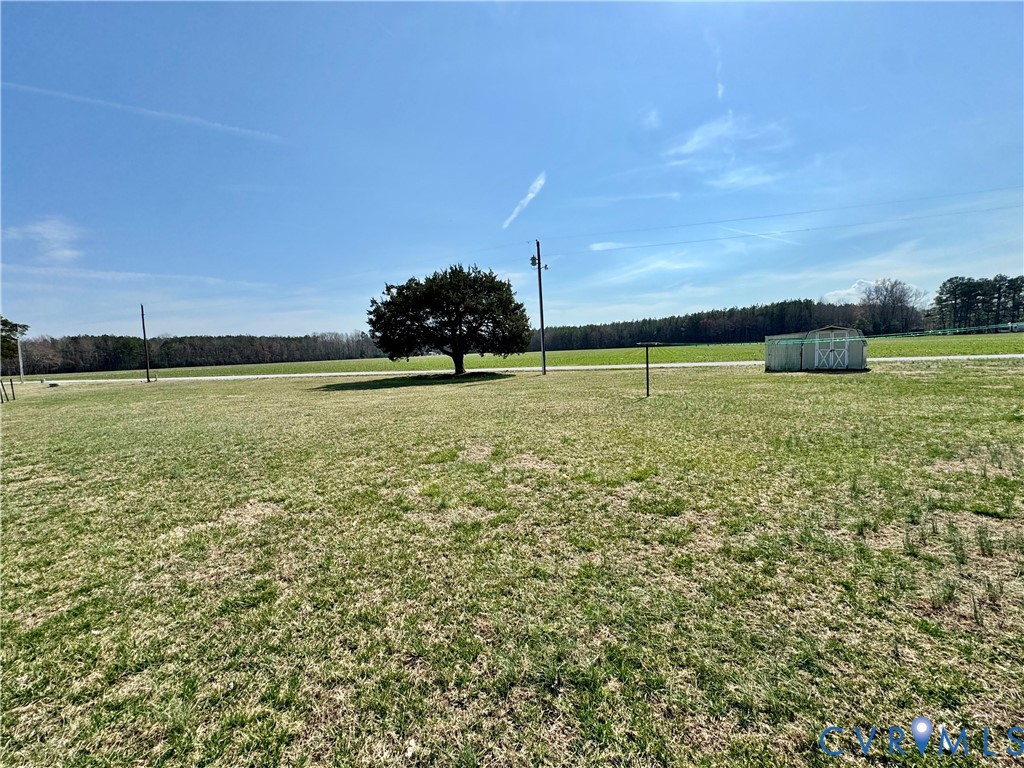13531 Raynor Road Ivor, VA 23866 - Photo 14 of 16 a view of a field with an ocean