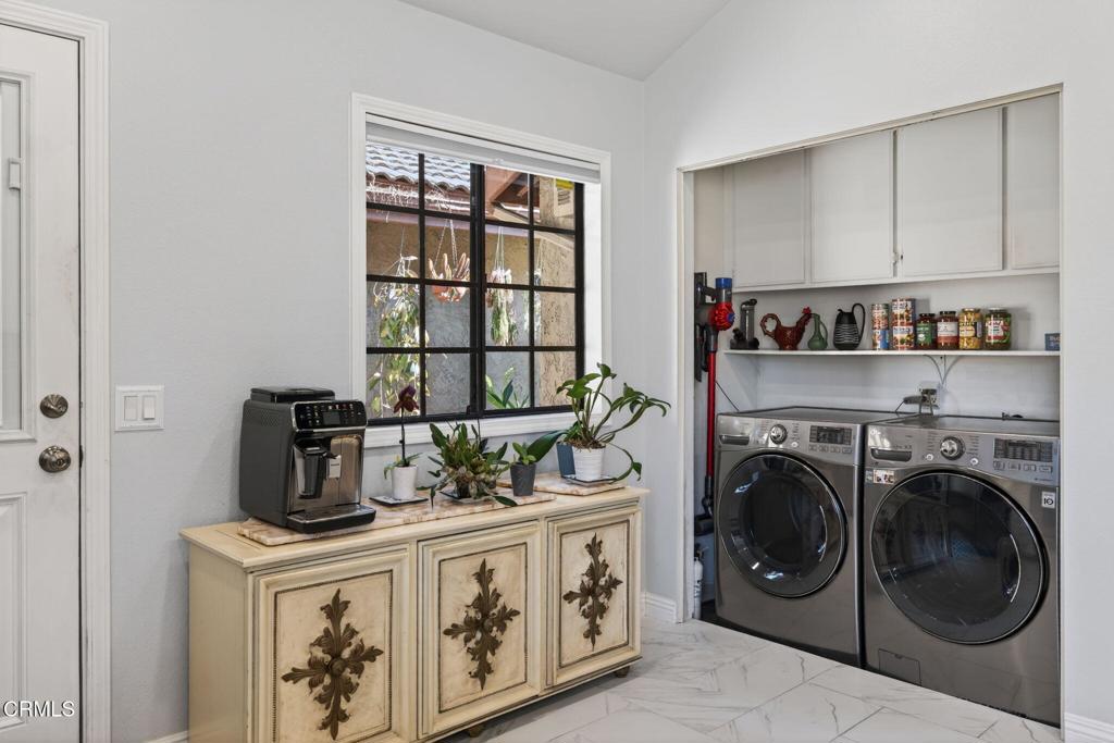 3712 Via Pacifica Walk Oxnard, CA 93035 - Photo 13 of 41