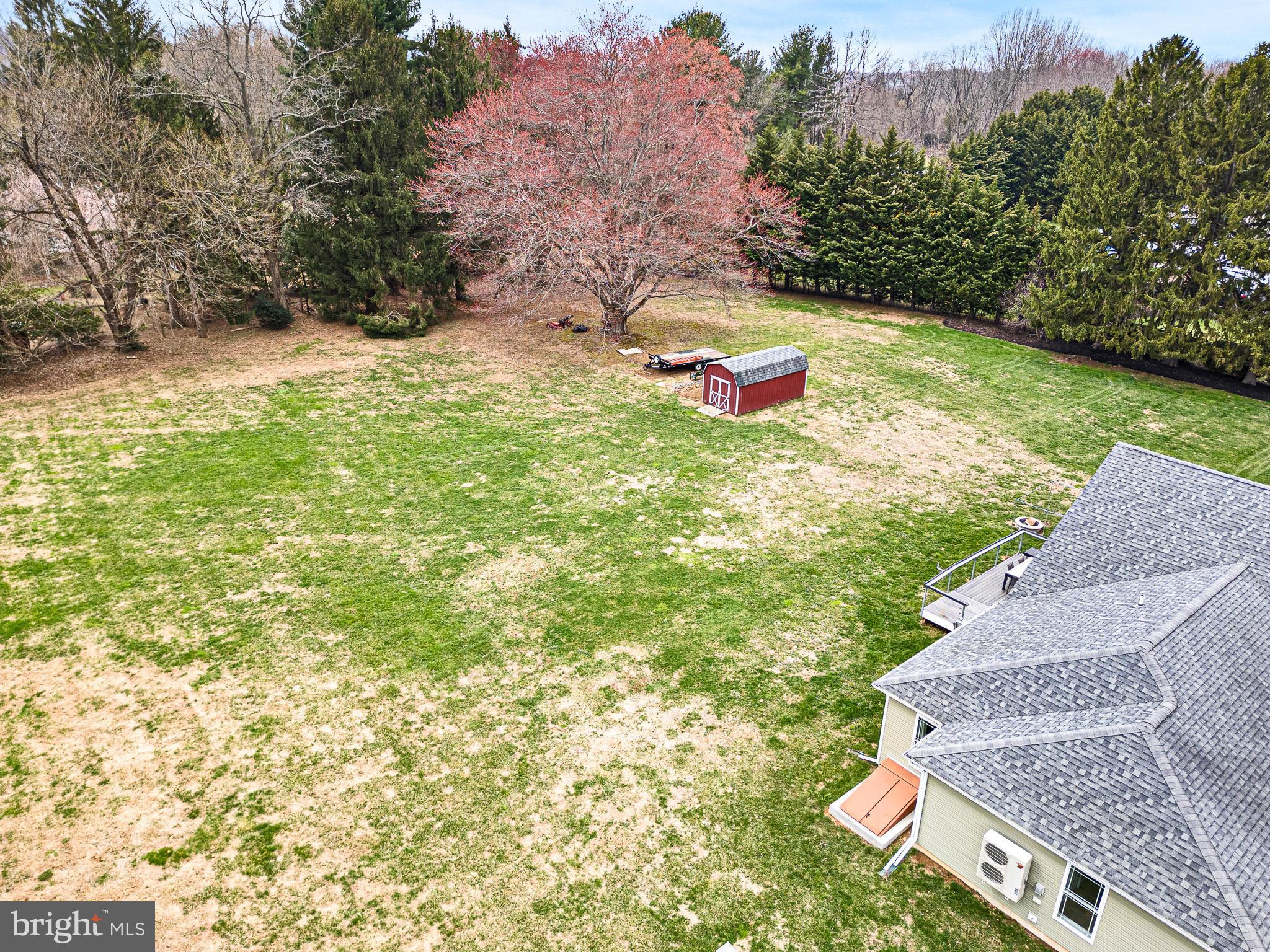 314 Concord Road Glen Mills, PA 19342 - Photo 38 of 42 a view of a yard with plants