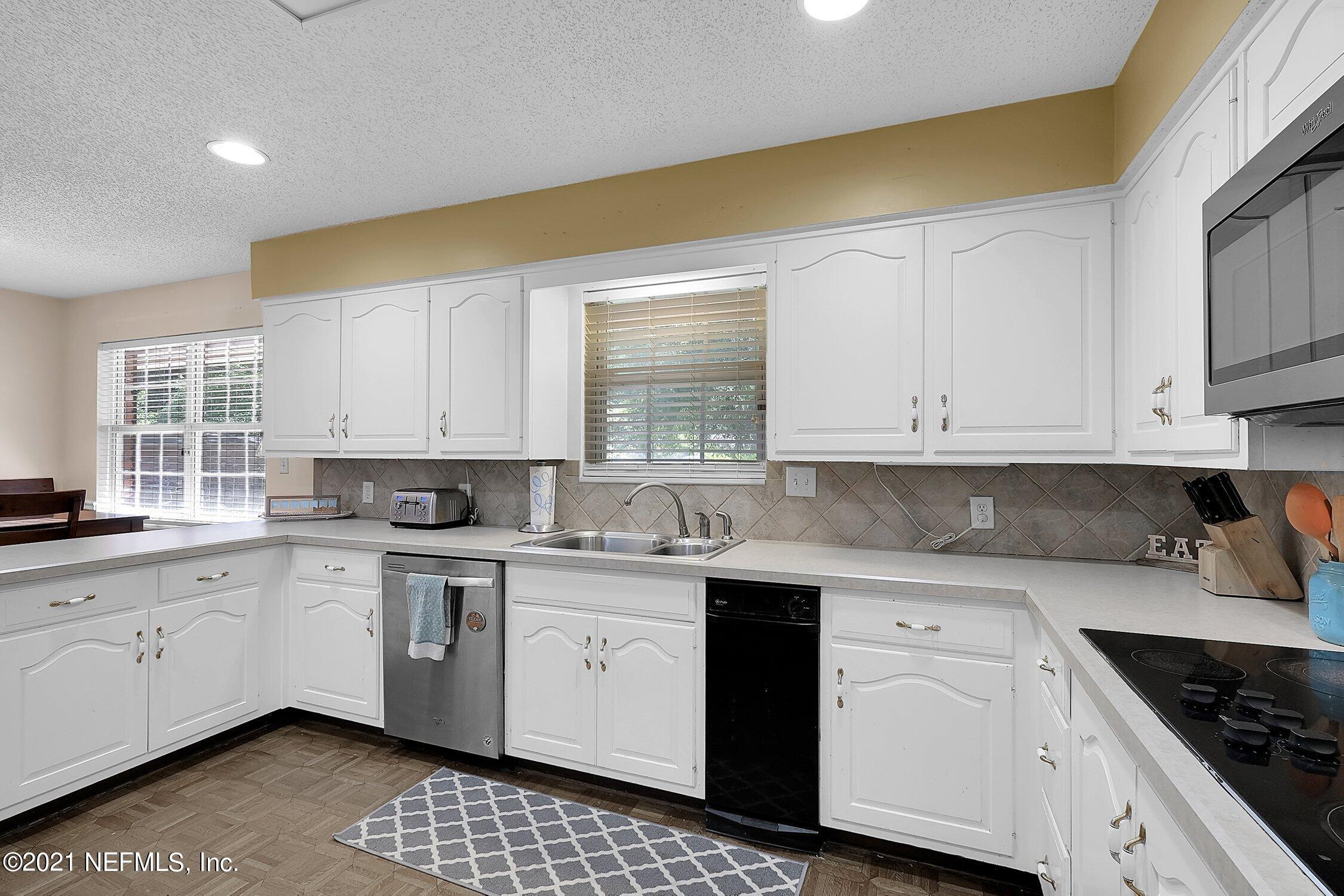 12727 Mandarin Road Jacksonville, FL 32223 - Photo 11 of 36 016-12727MandarinRoad-Jacksonville-FL-32