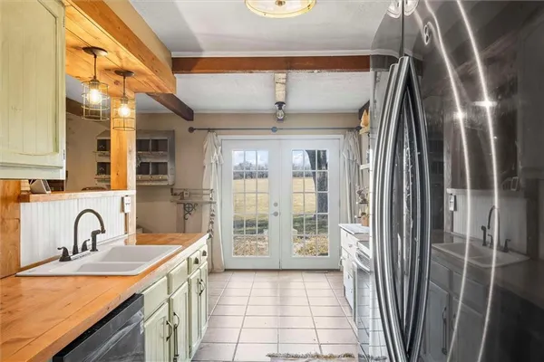 $425,000 | 29002 East State Rte B Highway, Archie, MO 64725