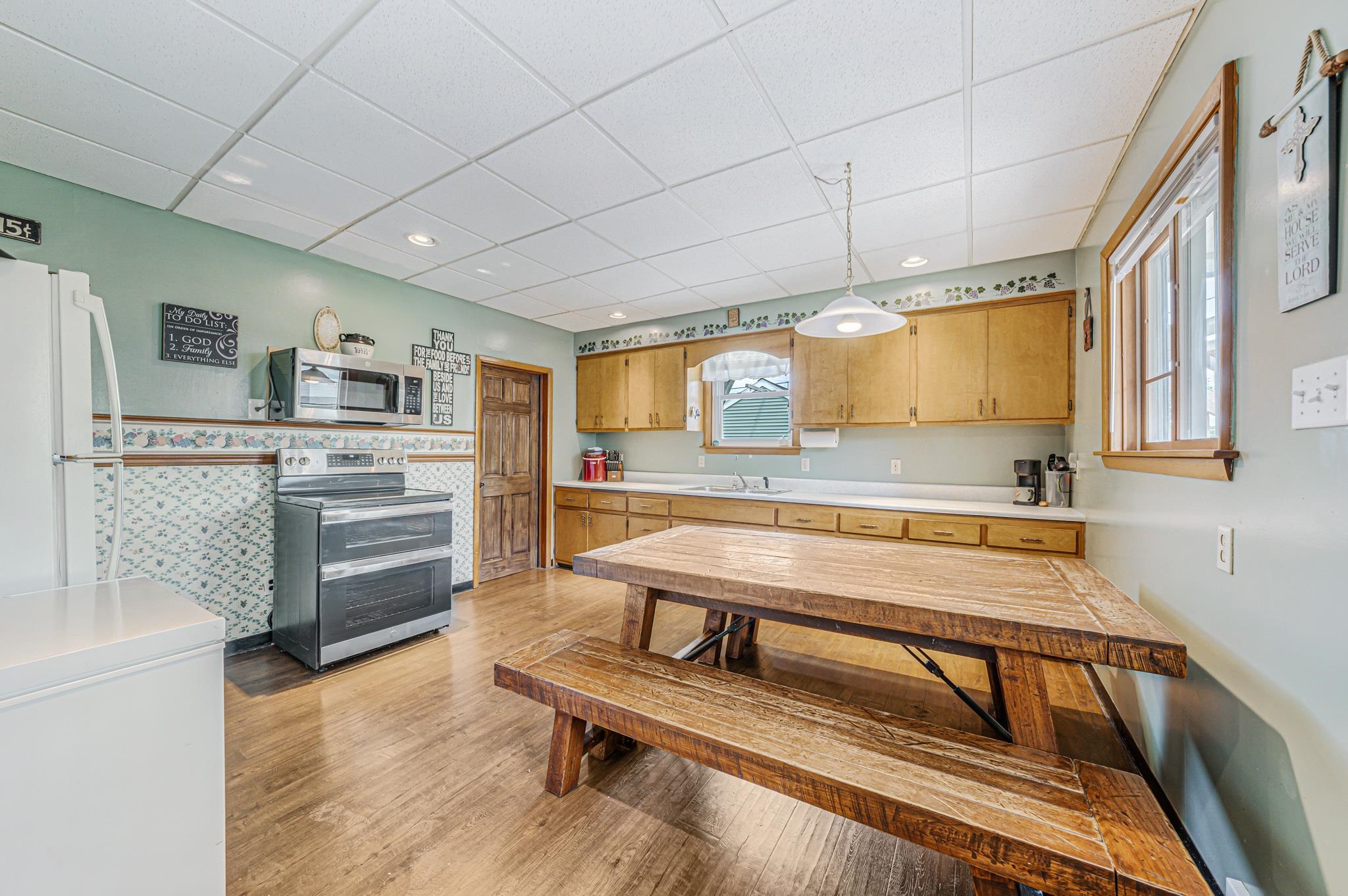 814 North Drew Street Appleton, WI 54911 - Photo 4 of 35