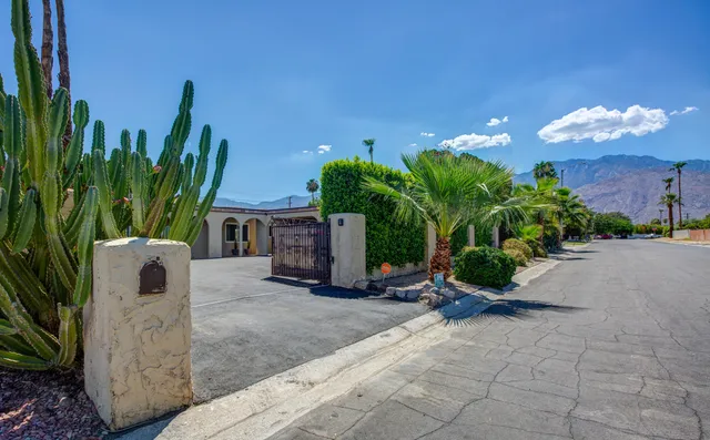 $4,300 | 4385 East Paseo Caroleta, Palm Springs, CA 92264
