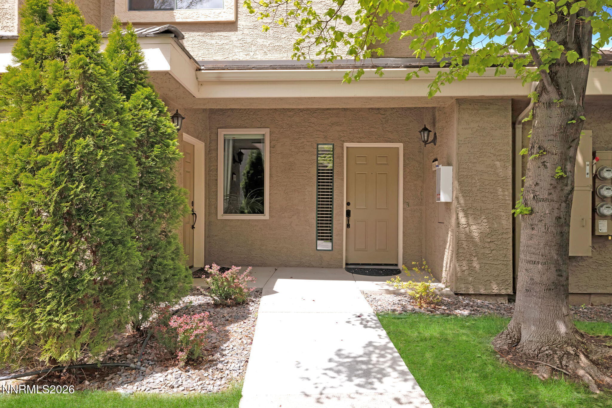 900 South Meadows Parkway, Unit 5121 Reno, NV 89521 - Photo 2 of 39 a front view of a house