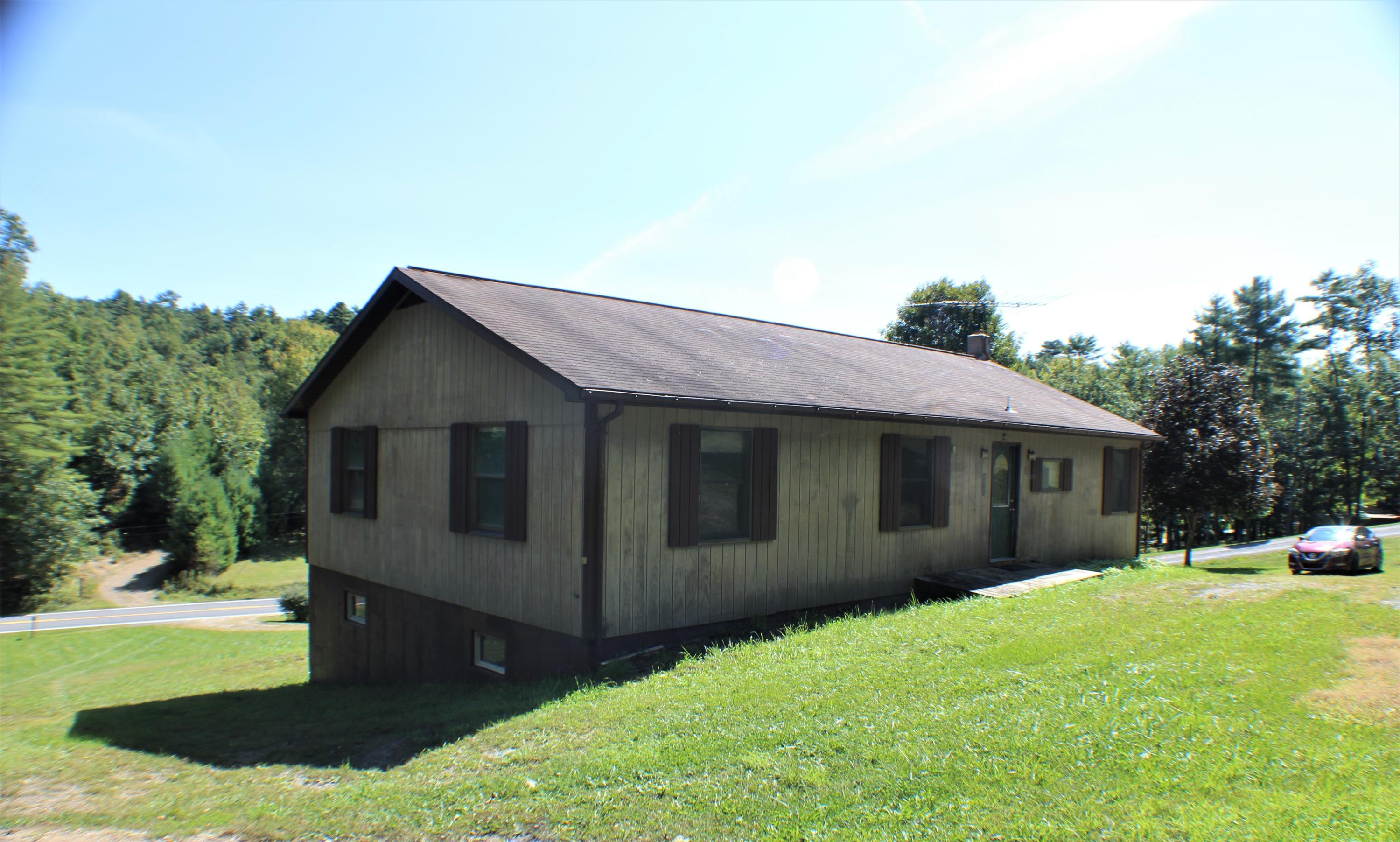 12605 Frost Road Dunmore, WV 24934 - Photo 3 of 16 Gallery Image 3