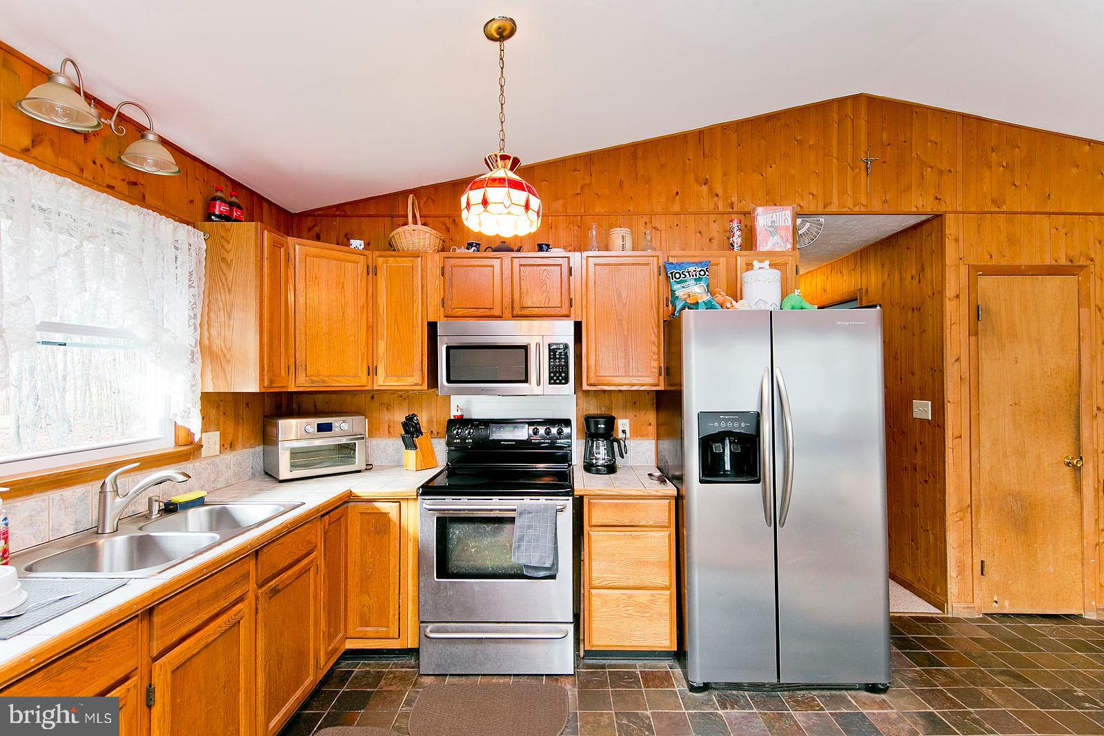1574 Reynolds Road Cross Junction, VA 22625 - Photo 9 of 44 Kitchen with stainless steel appliances