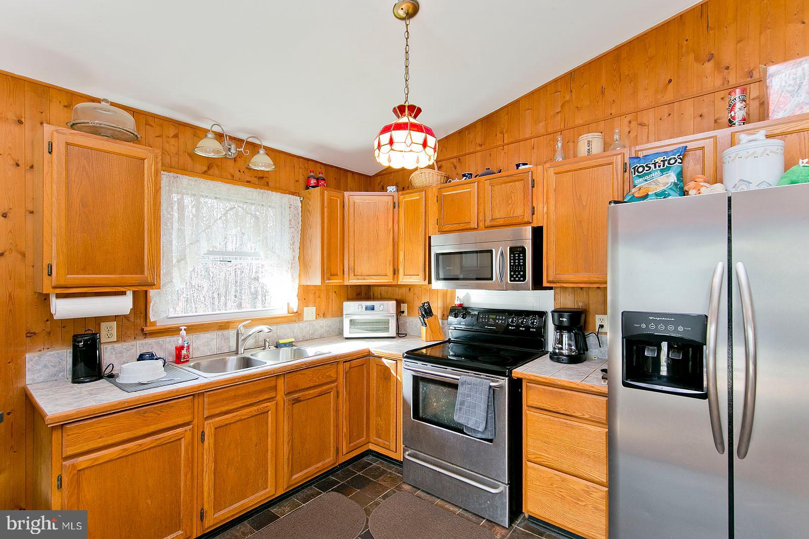 1574 Reynolds Road Cross Junction, VA 22625 - Photo 10 of 44 Kitchen with stainless steel appliances