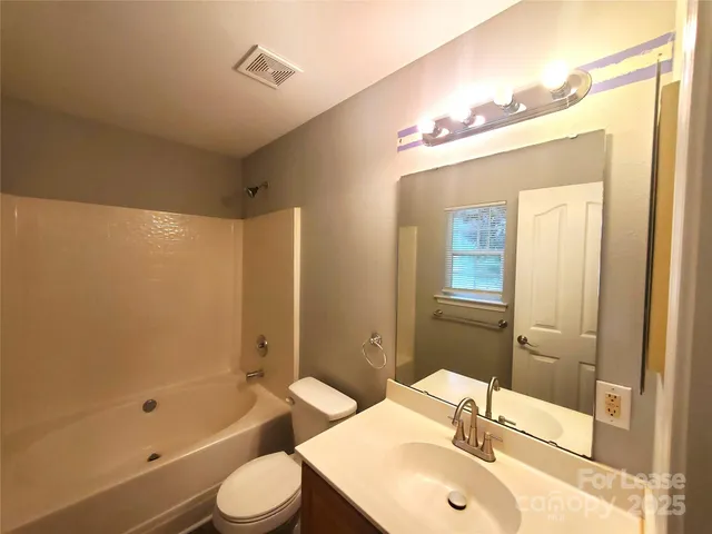 $2,295 | 16029 Circlegreen Drive, Charlotte, NC 28273