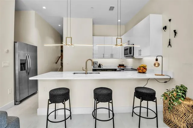 $829,000 | 1558 4th Street, Unit 208, Sarasota, FL 34236