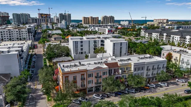 $829,000 | 1558 4th Street, Unit 208, Sarasota, FL 34236